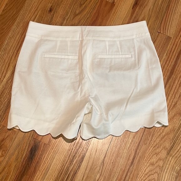 Talbots scallop shorts size 4 - Picture 2 of 5